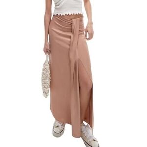 TopShop Ruched Front Vent Satin Maxi Skirt 1️⃣
